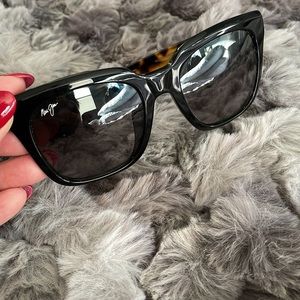 Maui Jim Heliconia Tortoise Shell sunglasses